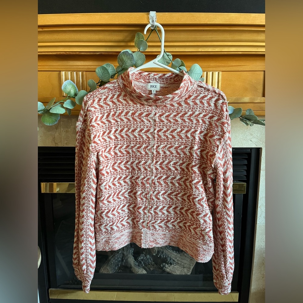 Buckle BKE Raw Edge Pointelle Top Small Women’s Aztec Pullover Sweater Geometric